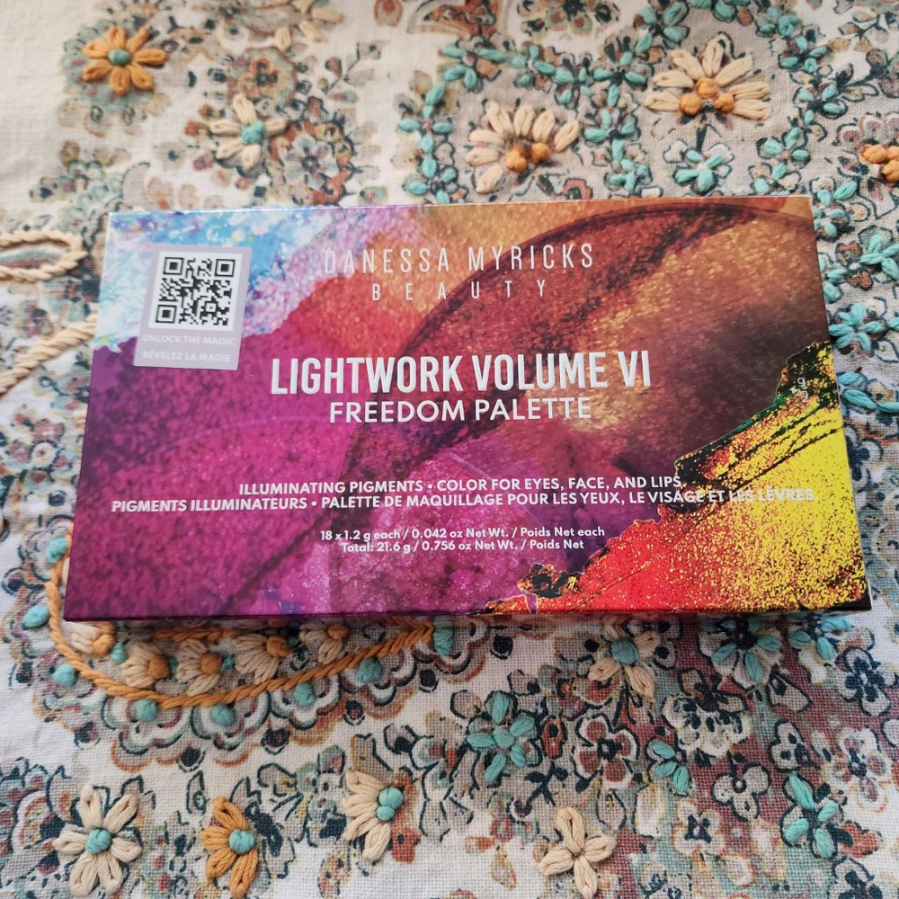Danessa Myricks Lightwork Volume VI Eyeshadow Palette